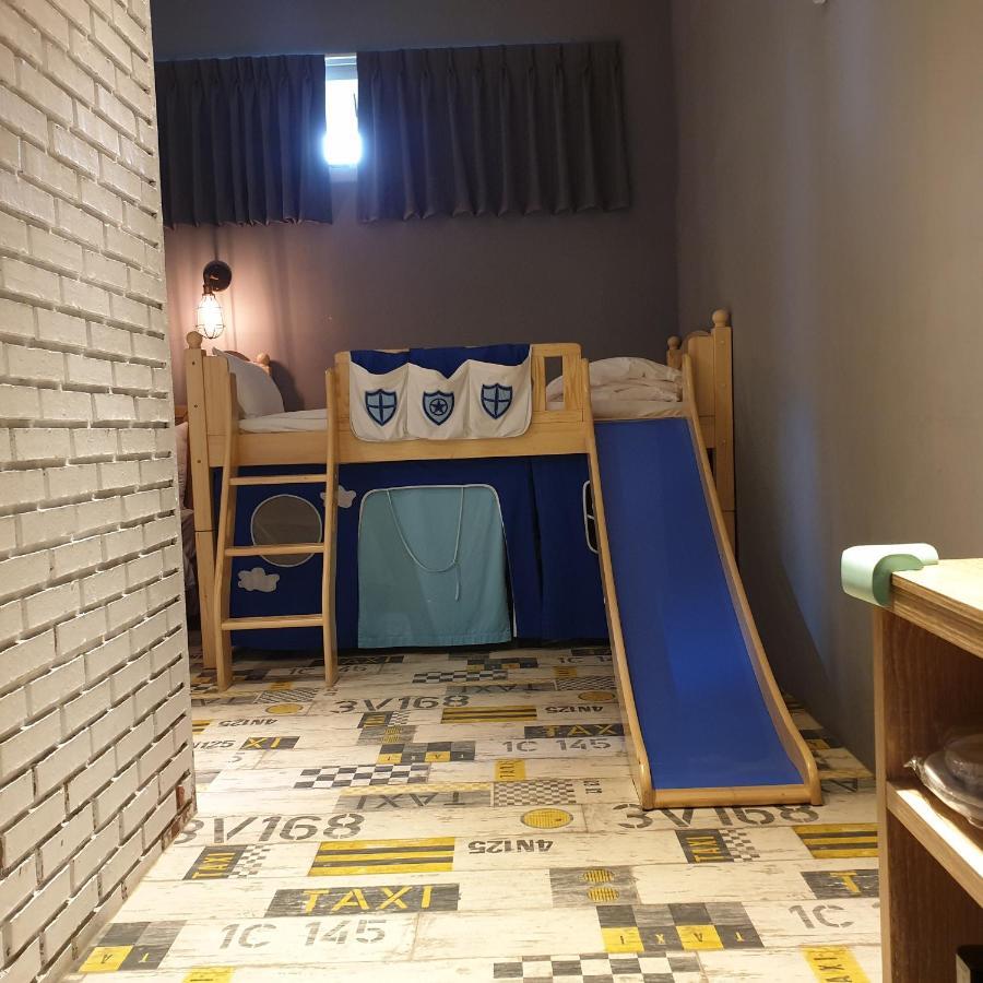 Slow Wow Hot Spring Hotel Jiaoxi Extérieur photo